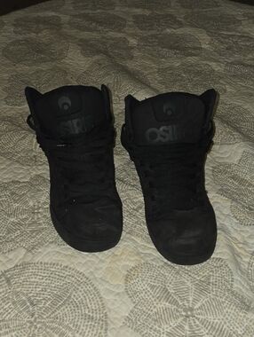 Osiris Black High-Top Skate Shoes